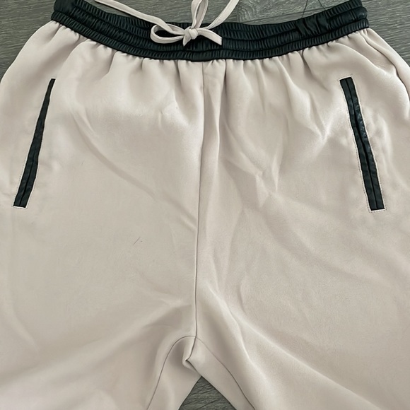 Dress pants - Picture 3 of 7